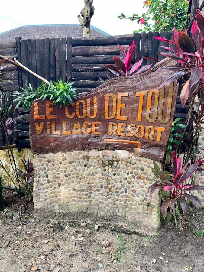Le Cou De Tou Village Resort ซาน วิเซนเต ภายนอก รูปภาพ
